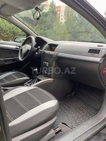 Opel Astra 2005, 304,000 km - 1.4 л - Bakı