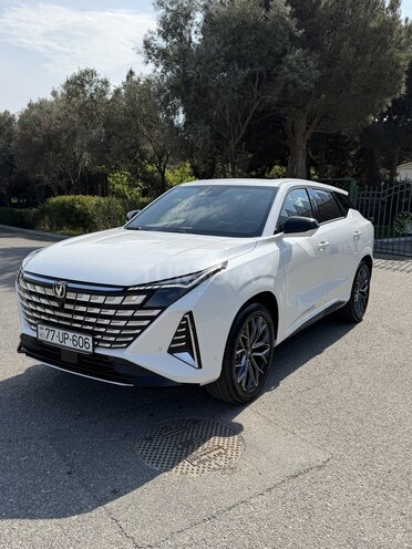 Changan  2025, 22,000 km - 1.5 л - Bakı