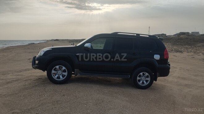 Toyota Land Cruiser Prado 2004, 150,000 km - 2.7 л - Bakı