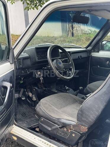 LADA (VAZ) Niva 2006, 130,000 km - 1.7 l - Quba