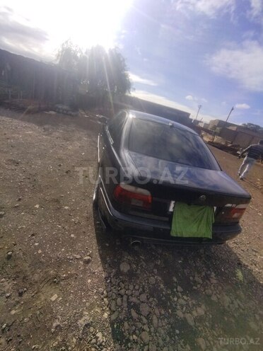 BMW 525 2002, 349,000 km - 2.5 l - Bakı