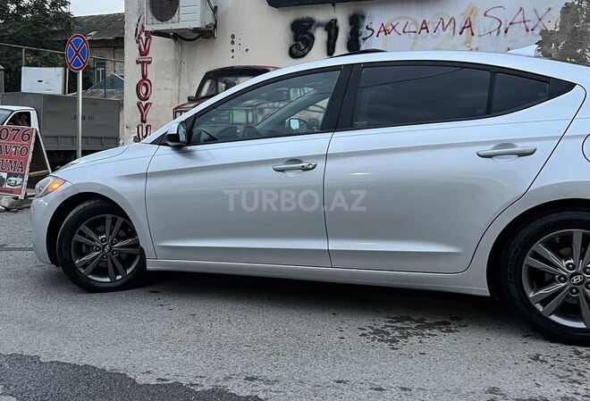 Hyundai Elantra 2018, 238,183 km - 2.0 l - Bakı