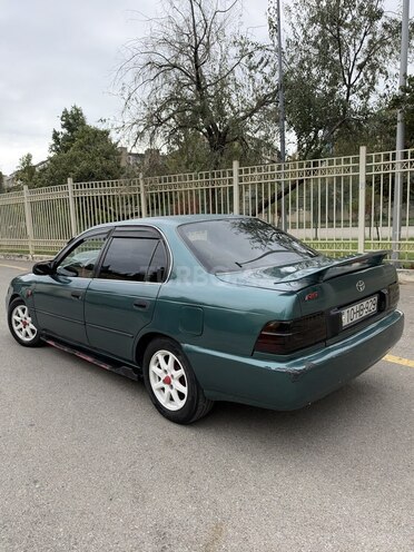 Toyota Corolla 1996, 325,000 km - 1.6 л - Bakı