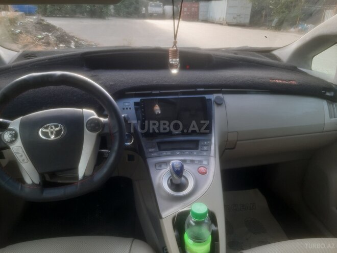 Toyota Prius 2015, 380,000 km - 1.8 l - Bakı