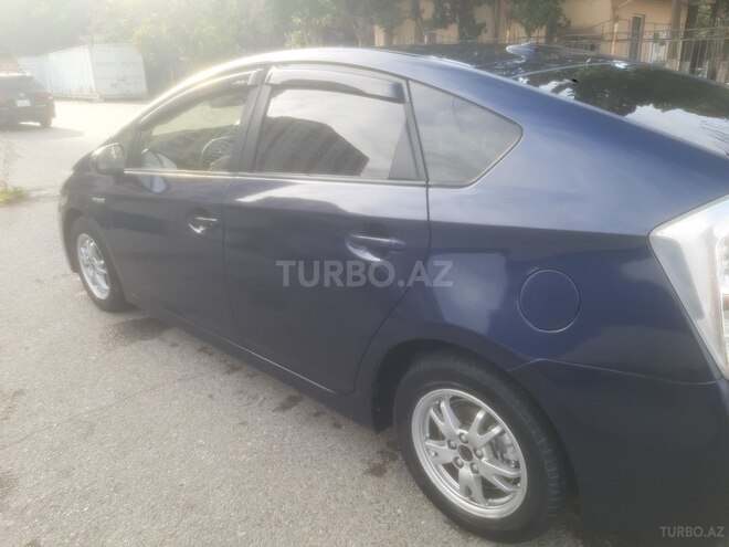 Toyota Prius 2015, 380,000 km - 1.8 l - Bakı