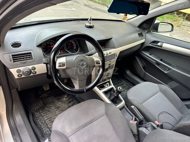 Opel Astra 2008, 380,000 km - 1.4 л - Bakı