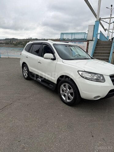Hyundai Santa Fe 2007, 260,000 km - 2.7 l - Quba