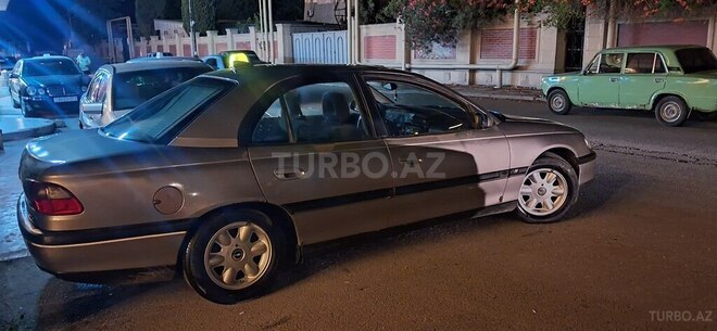 Opel Omega 1995, 85,500 km - 2.0 л - Sabirabad
