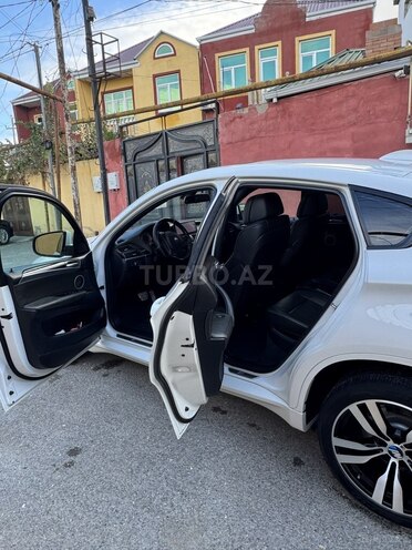 BMW X6 M 2010, 240,000 km - 4.4 l - Bakı