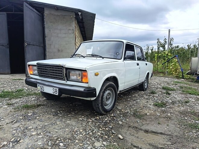 LADA (VAZ) 2107 2005, 75,647 km - 1.6 l - Quba