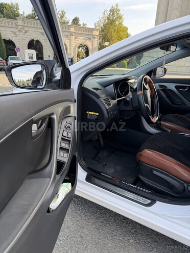 Hyundai Avante 2014, 148,000 km - 1.6 l - Gəncə