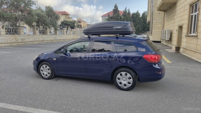Opel Astra 2011, 295,000 km - 1.3 л - Bakı