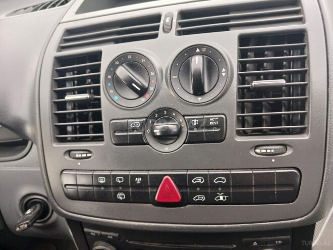 Mercedes  2010, 286,700 km - 2.1 л - Bakı
