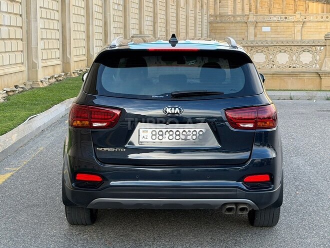 Kia Sorento 2018, 177,000 km - 2.0 l - Bakı