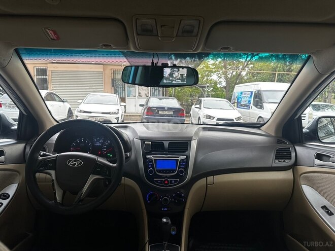 Hyundai Accent 2011, 424,000 km - 1.6 л - Bakı