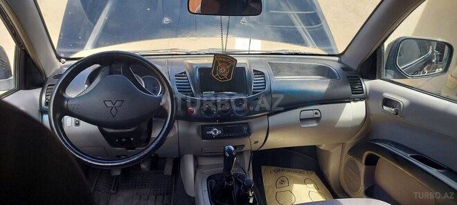 Mitsubishi L200 2008, 417,000 km - 2.5 л - Bakı