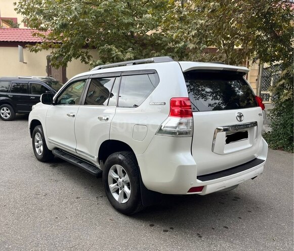 Toyota Land Cruiser Prado 2010, 316,110 km - 2.7 л - Bakı