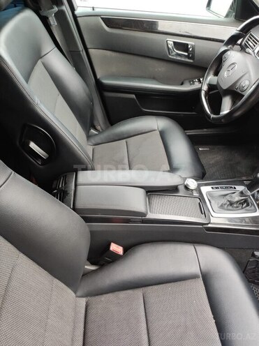 Mercedes E 250 2009, 365,000 km - 2.1 l - Bakı