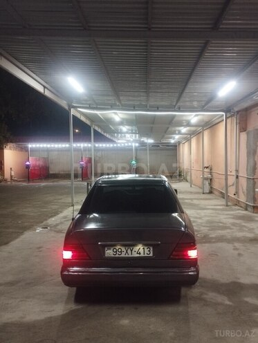 Mercedes  1993, 255,000 km - 2.0 л - Samux