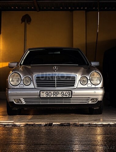 Mercedes E 280 1999, 450,000 km - 2.8 л - Bakı