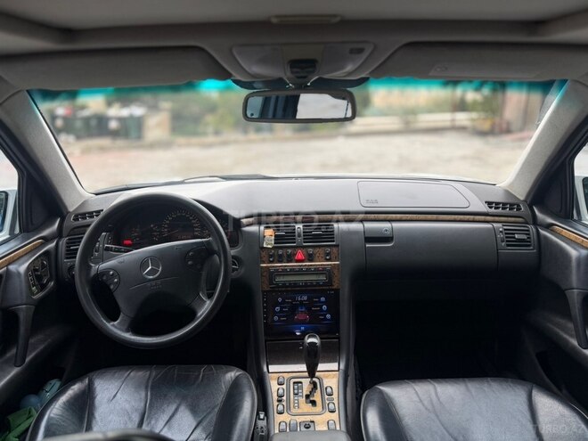 Mercedes E 280 1999, 450,000 km - 2.8 л - Bakı