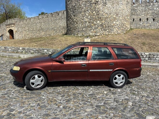 Opel Vectra 1998, 416,257 km - 1.6 л - Şəki