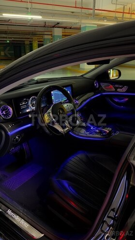 Mercedes  2019, 114,000 km - 2.0 l - Bakı