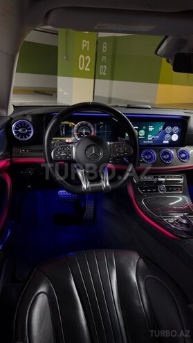 Mercedes  2019, 114,000 km - 2.0 l - Bakı