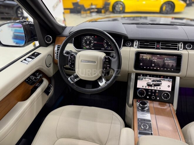 Land Rover Range Rover 2018, 180,000 km - 3.0 l - Bakı