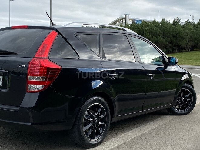 Kia  2010, 204,000 km - 1.6 l - Bakı