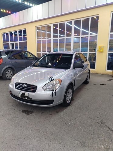 Hyundai Accent 2006, 225,000 km - 1.6 l - Ucar