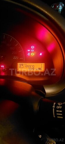 Nissan Micra 2011, 136,000 km - 1.2 l - Bakı