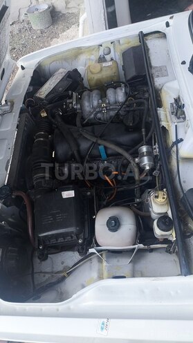 LADA (VAZ) 2107 2006, 300,000 km - 1.6 l - Ucar