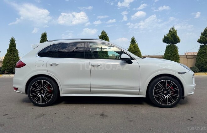 Porsche Cayenne Turbo 2012, 157,500 km - 4.8 l - Bakı