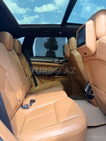 Porsche Cayenne Turbo 2012, 157,500 km - 4.8 l - Bakı