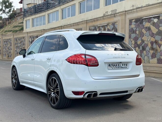 Porsche Cayenne Turbo 2012, 157,500 km - 4.8 l - Bakı