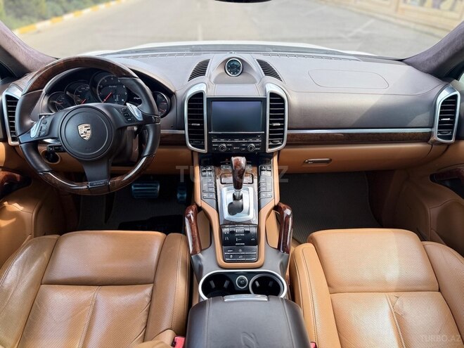 Porsche Cayenne Turbo 2012, 157,500 km - 4.8 l - Bakı