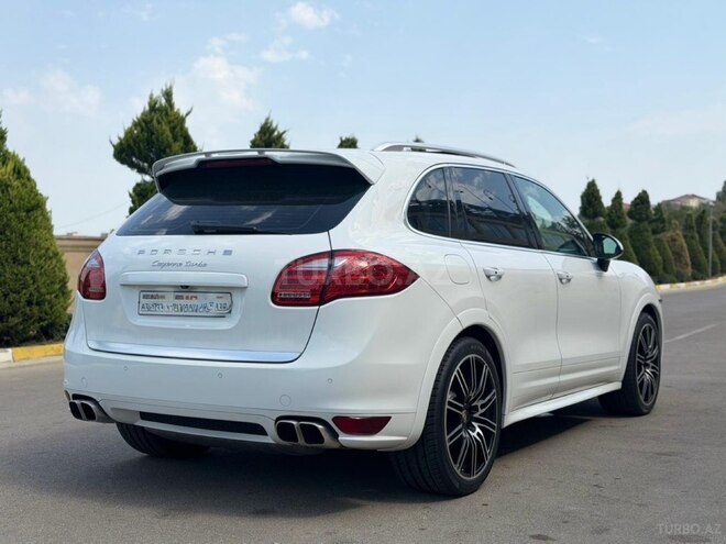 Porsche Cayenne Turbo 2012, 157,500 km - 4.8 l - Bakı