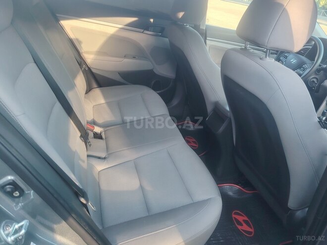 Hyundai Elantra 2018, 117,000 km - 2.0 l - Şəki