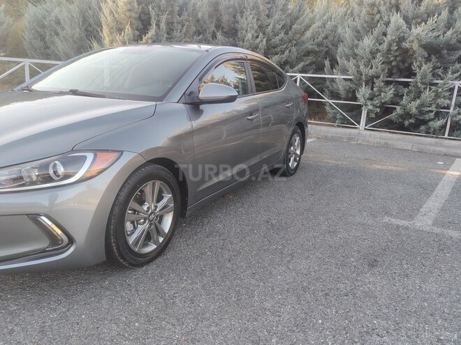 Hyundai Elantra 2018, 117,000 km - 2.0 l - Şəki