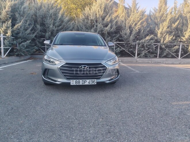 Hyundai Elantra 2018, 117,000 km - 2.0 l - Şəki