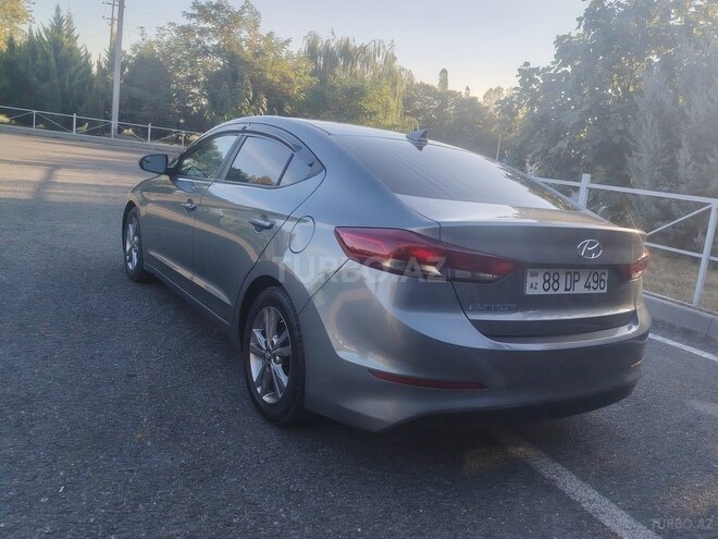 Hyundai Elantra 2018, 117,000 km - 2.0 l - Şəki