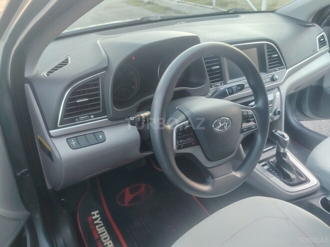 Hyundai Elantra 2018, 117,000 km - 2.0 l - Şəki