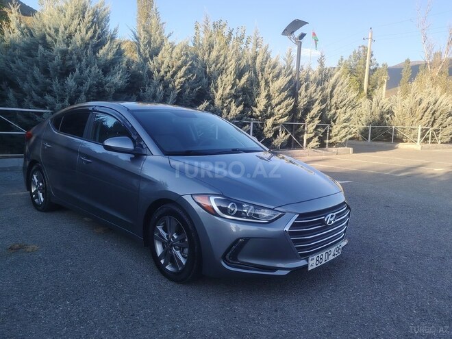 Hyundai Elantra 2018, 117,000 km - 2.0 l - Şəki