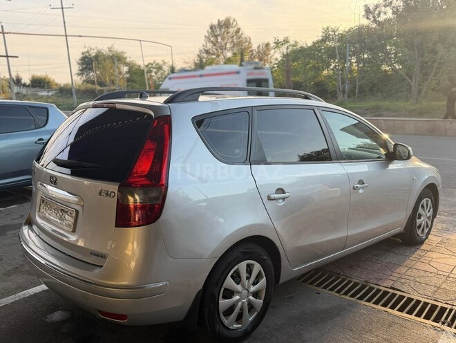 Hyundai i30 2009, 278,000 km - 1.6 l - Ağcabədi