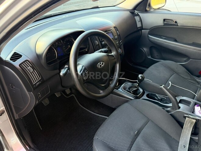 Hyundai i30 2009, 278,000 km - 1.6 l - Ağcabədi