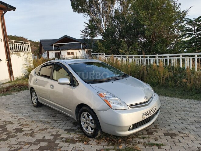 Toyota Prius 2006, 708,111 km - 1.5 l - Laçın