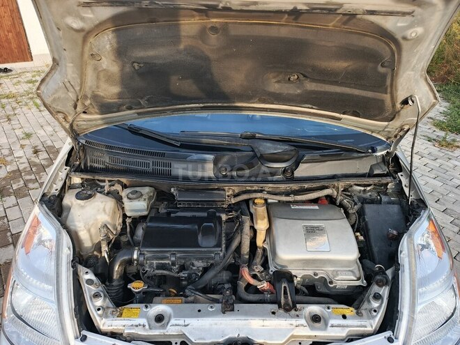 Toyota Prius 2006, 708,111 km - 1.5 l - Laçın