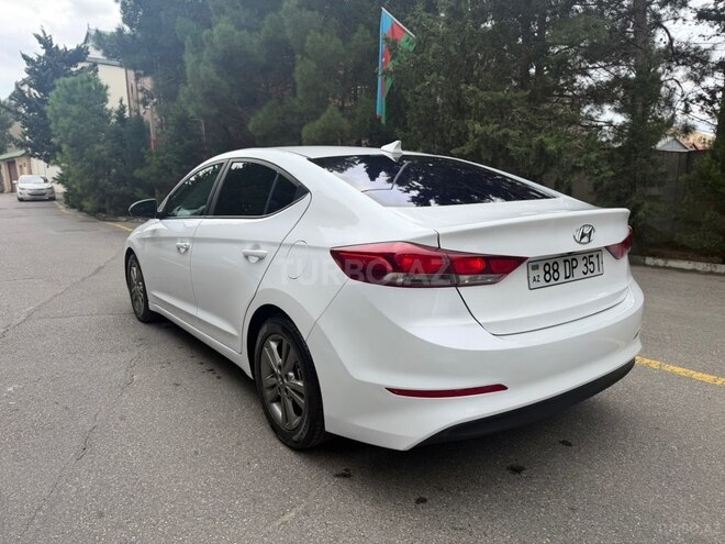 Hyundai Elantra 2017, 174,178 km - 2.0 l - Bakı