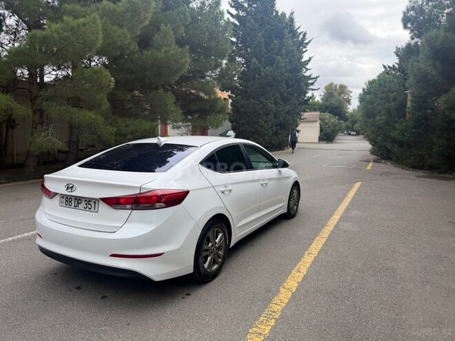 Hyundai Elantra 2017, 174,178 km - 2.0 l - Bakı